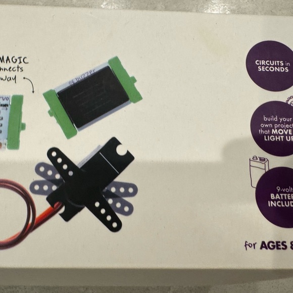 Little Bits Deluxe Circuit Kit and STEM Toy Ages 8+ - Picture 4 of 16